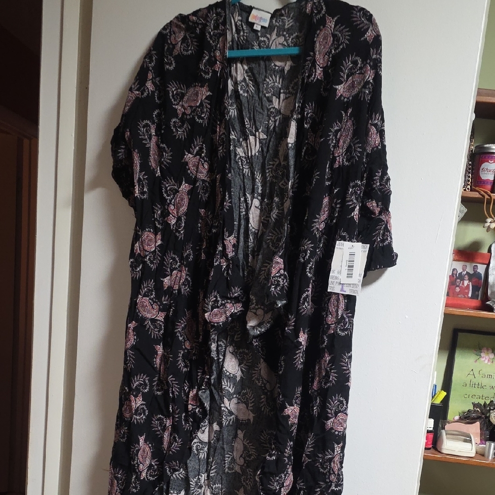 LuLaRoe Shirley Floral Black and Pink Kimono